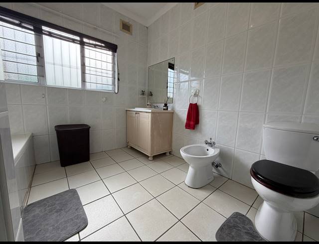 3 BEDROOM HOUSE FOR SALE IN SCOTTBURGH SOUTH